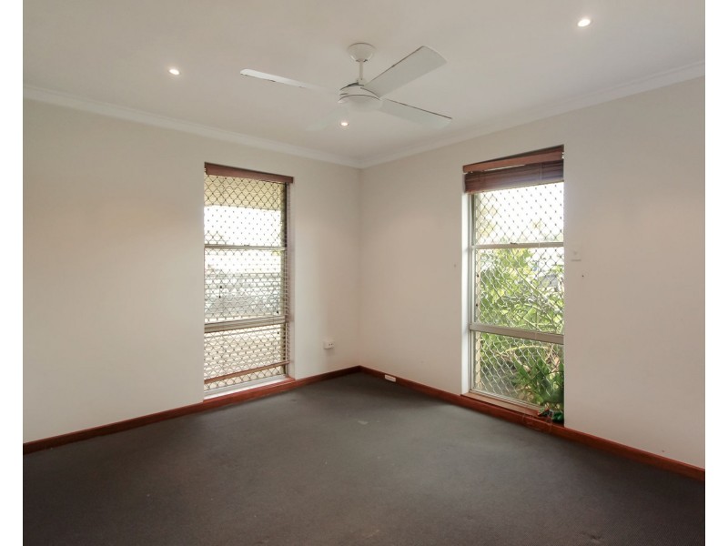 115 McLarty Road, Halls Head WA 6210