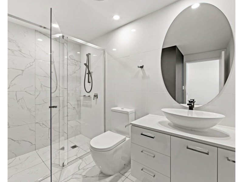 4603/5 Harbour Side Court, Biggera Waters QLD 4216