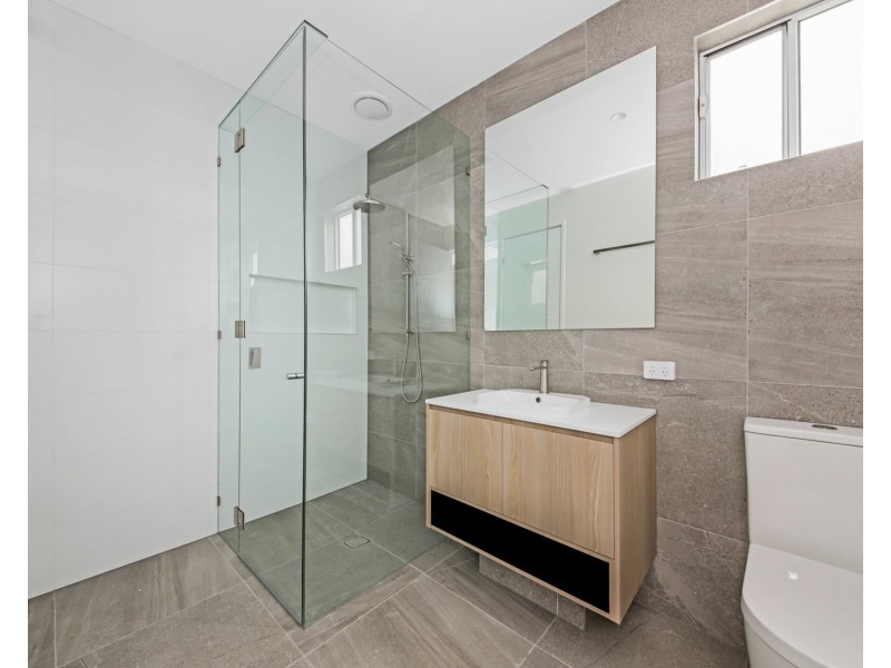 8944 The Point Circuit, Hope Island QLD 4212