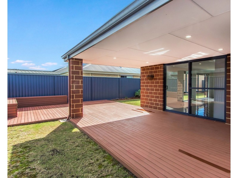 16 Austral Vista, Baldivis WA 6171
