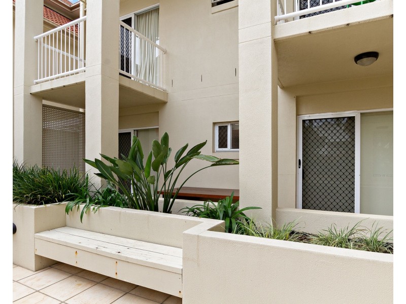 3/41 Racecourse Road, Hamilton QLD 4007
