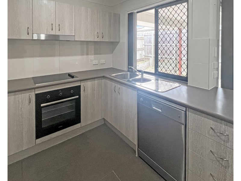 1/12 Mellville Drive, Brassall QLD 4305