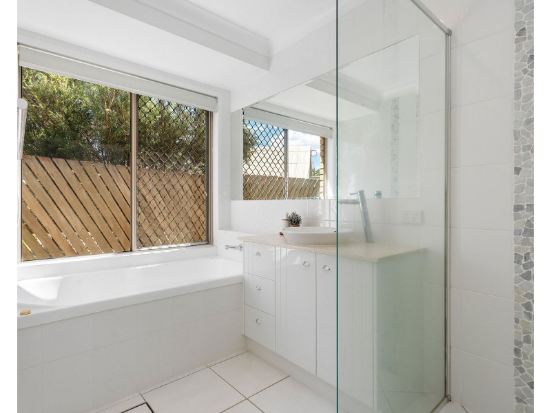 3 Bauhina Court, Albany Creek QLD 4035