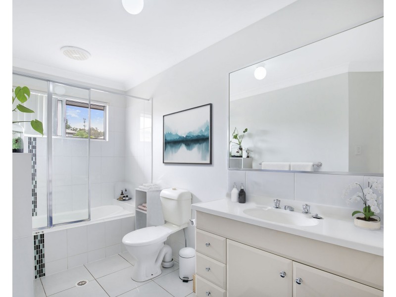 8/12 Timms Road, Everton Hills QLD 4053