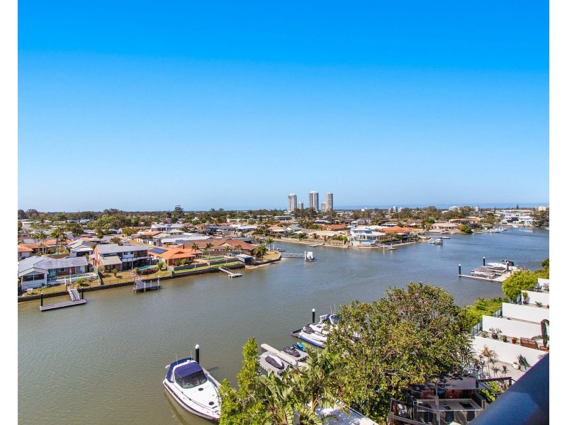 4505/5 Harbourside Court, Biggera Waters QLD 4216