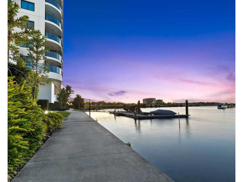 4505/5 Harbourside Court, Biggera Waters QLD 4216