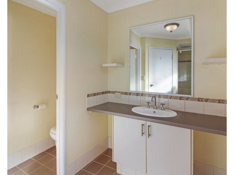 92 Meadow Springs Drive, Meadow Springs WA 6210