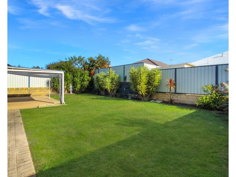 92 Meadow Springs Drive, Meadow Springs WA 6210