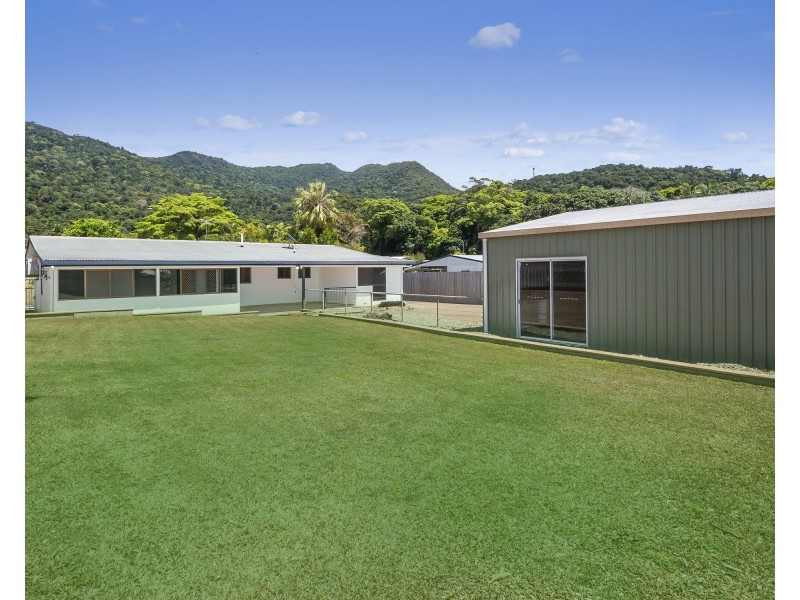 16 Grampian Close, Smithfield QLD 4878