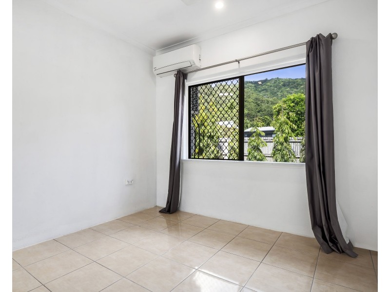 16 Grampian Close, Smithfield QLD 4878