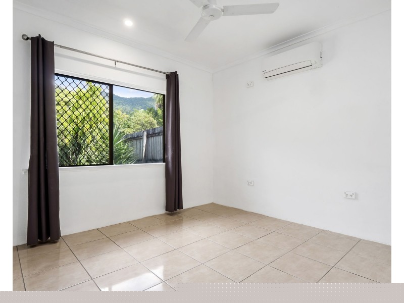 16 Grampian Close, Smithfield QLD 4878