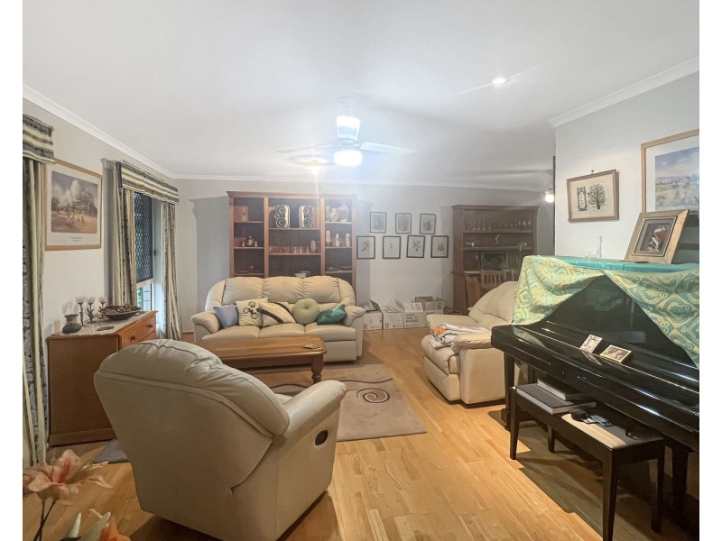 75-77 Coopers Rd, Willowbank QLD 4306