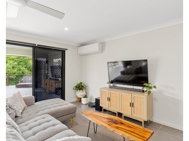 8 Regent Court, Regency Downs QLD 4341