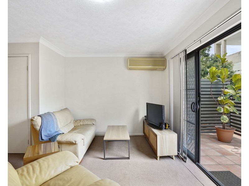 4/10 Amelia Street, Coorparoo QLD 4151