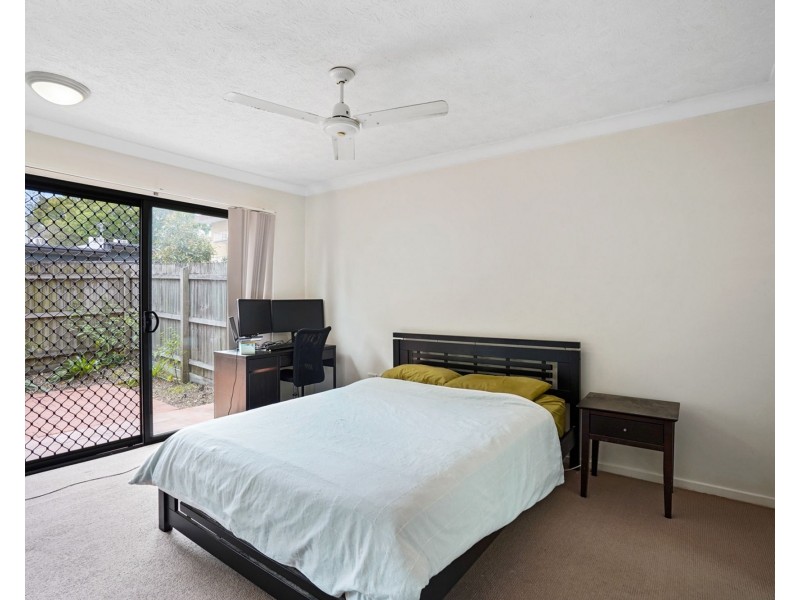 4/10 Amelia Street, Coorparoo QLD 4151