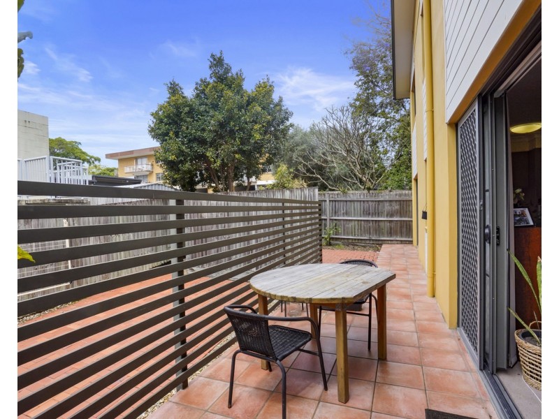 4/10 Amelia Street, Coorparoo QLD 4151