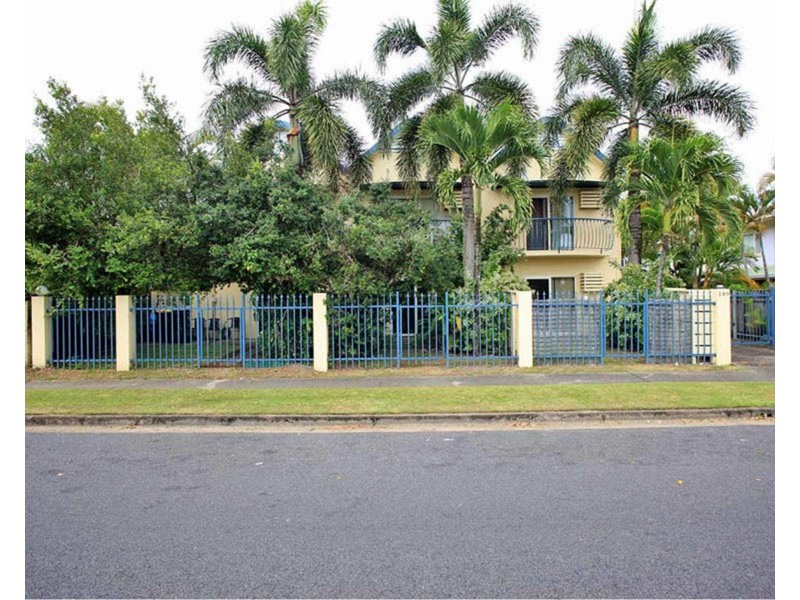 3/189 Spence Street, Bungalow QLD 4870