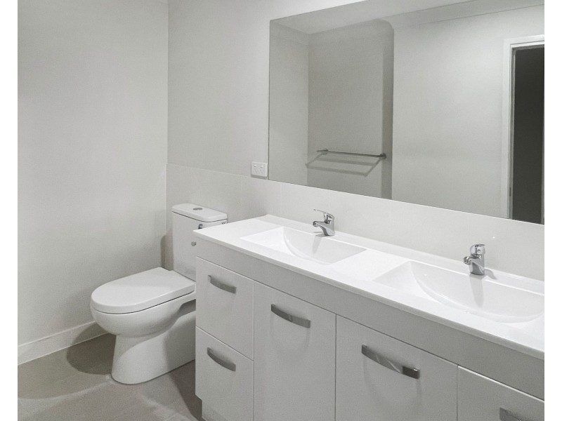 19 Swallowtail Street, Rosewood QLD 4340