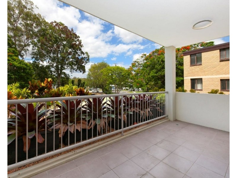 3 119 Macquarie Street, St Lucia QLD 4067