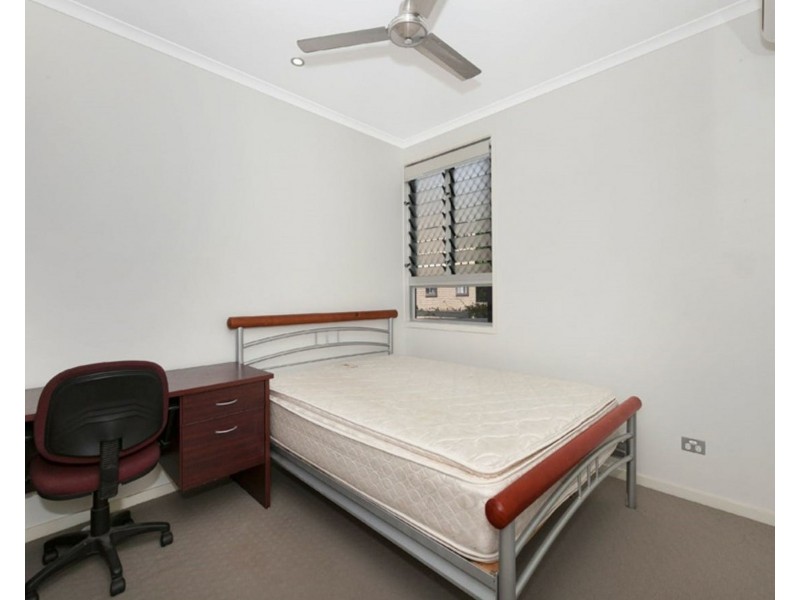 3 119 Macquarie Street, St Lucia QLD 4067