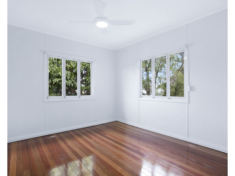 14 Kyrunda Street, Mitchelton QLD 4053