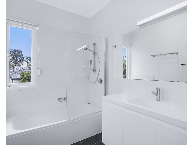 14 Kyrunda Street, Mitchelton QLD 4053