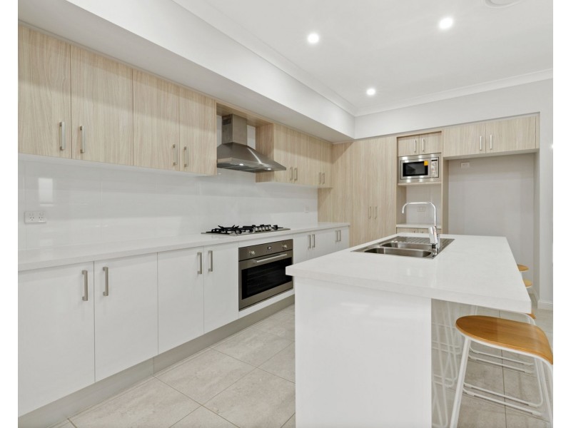 17 Radiant Street, Leppington NSW 2179