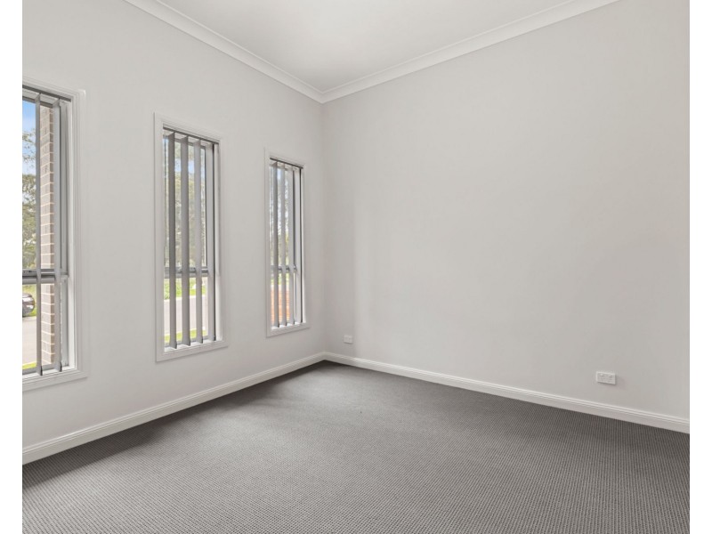 17 Radiant Street, Leppington NSW 2179