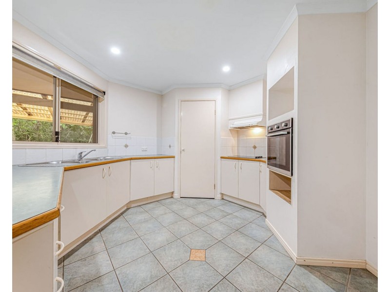 40 Wattlebird Drive, Twin Waters QLD 4564