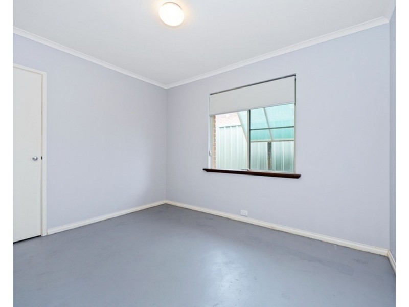 10 Allamanda Way, Halls Head WA 6210