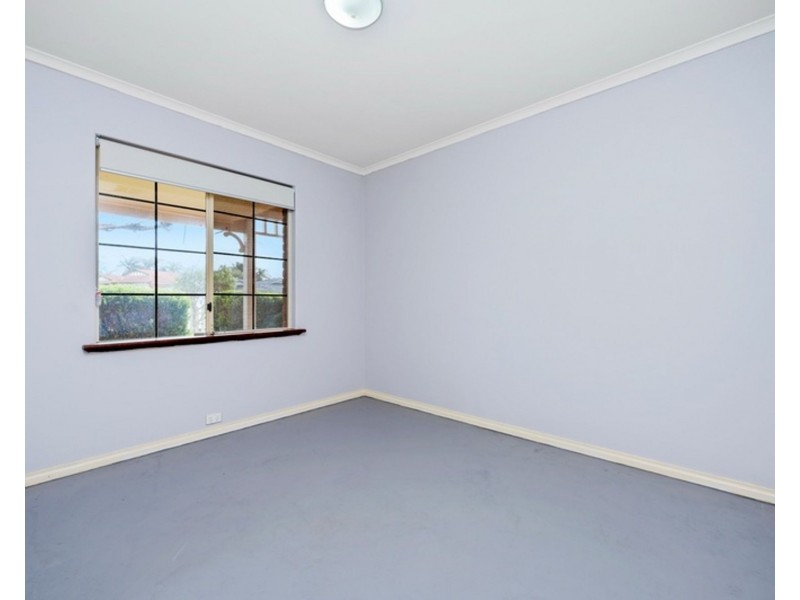 10 Allamanda Way, Halls Head WA 6210