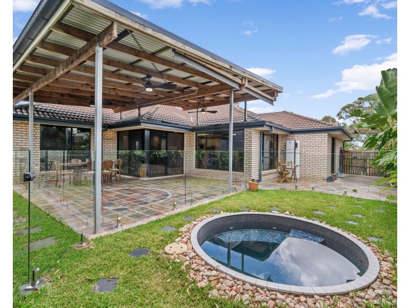 47a Gannon Ave, Manly QLD 4179