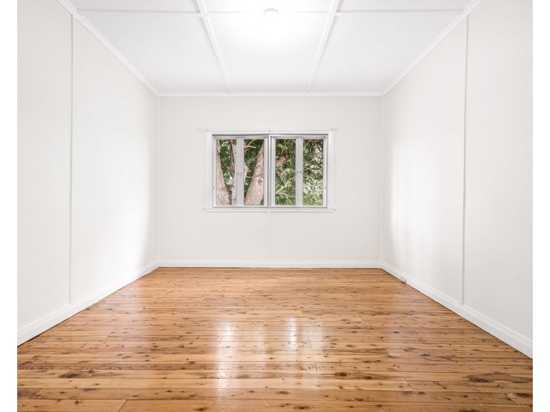 52 Patterson Street, Wynnum West QLD 4178