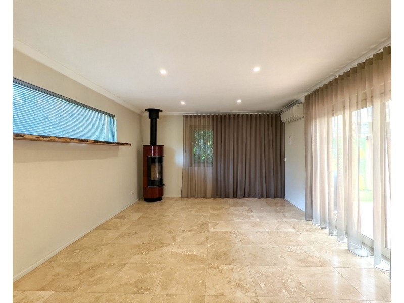 23 Sutherland Close N, Guildford WA 6055