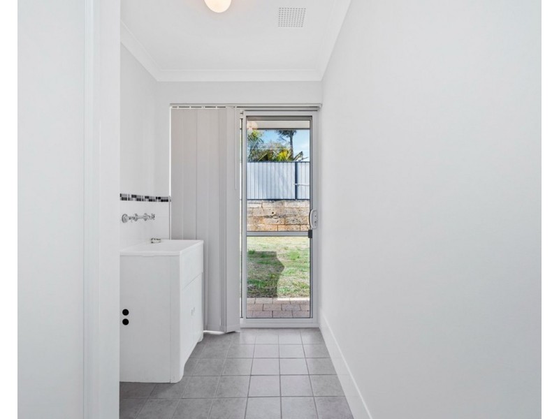 44 Camden Way, Meadow Springs WA 6210
