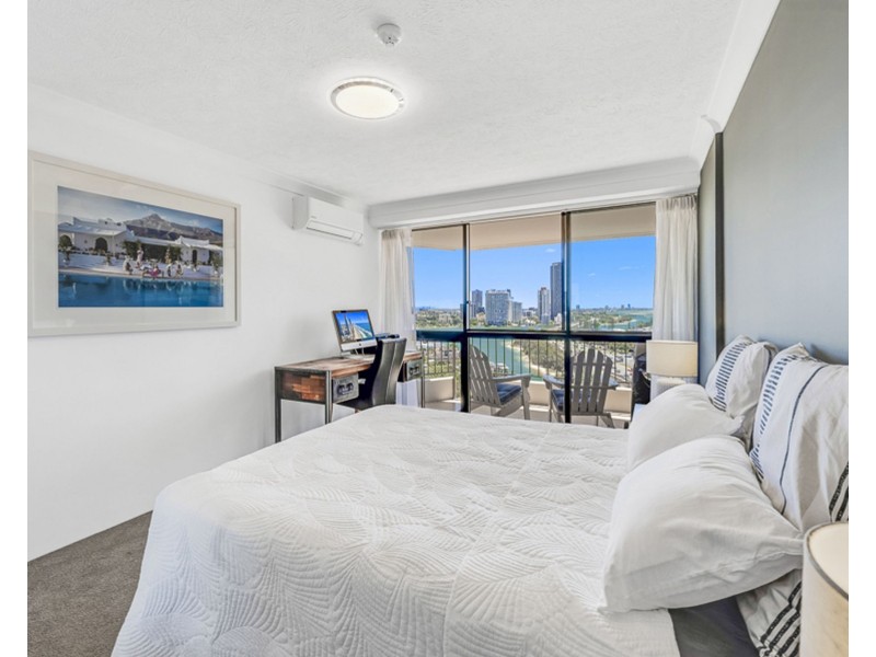 62/20 Commodore Drive, Paradise Waters QLD 4217