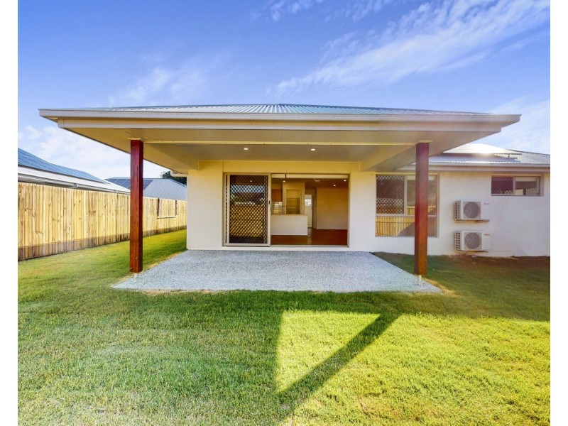 3 Perignon Circuit, Beachmere QLD 4510
