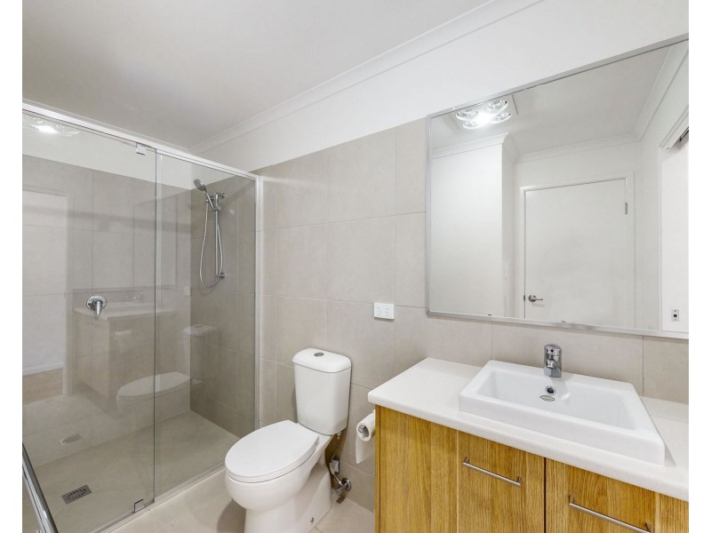 3 Perignon Circuit, Beachmere QLD 4510