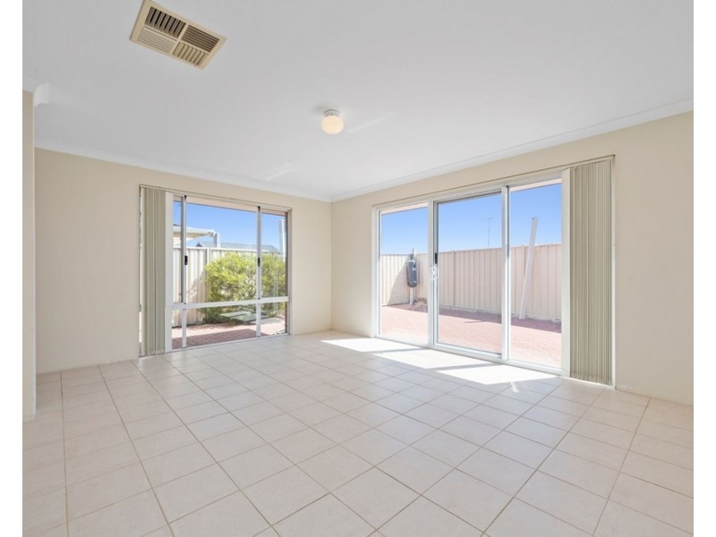 53 Albina Chase, Lakelands WA 6180