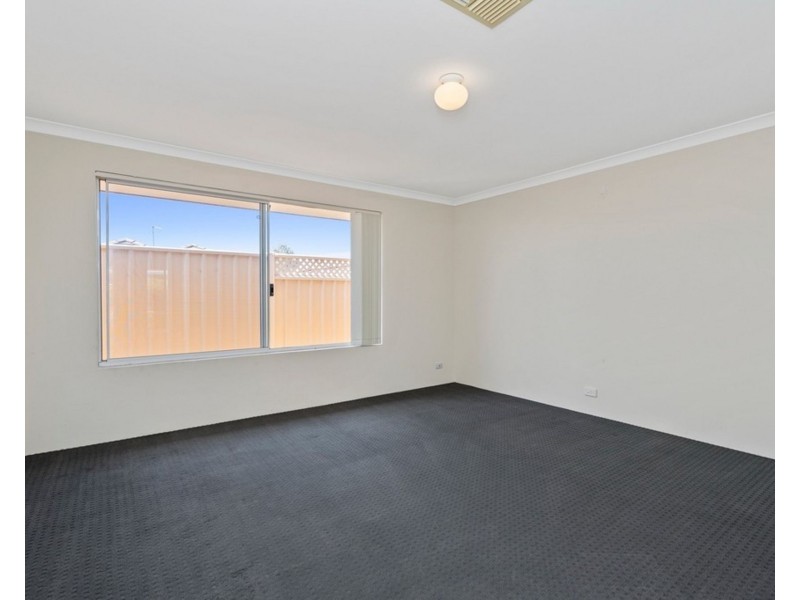 53 Albina Chase, Lakelands WA 6180