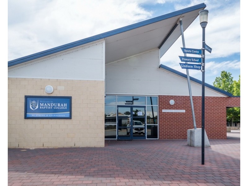 53 Albina Chase, Lakelands WA 6180