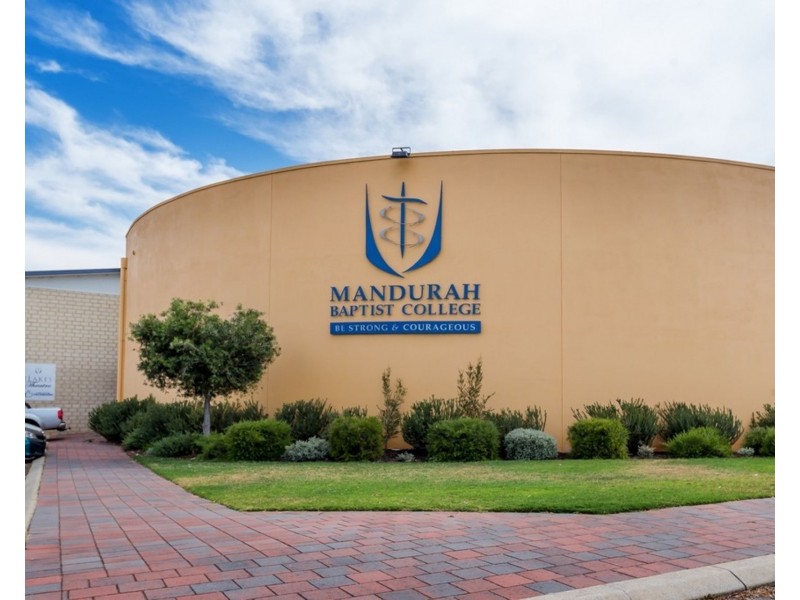 53 Albina Chase, Lakelands WA 6180