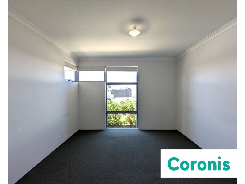 5 Charnwood Grove, Hilbert WA 6112