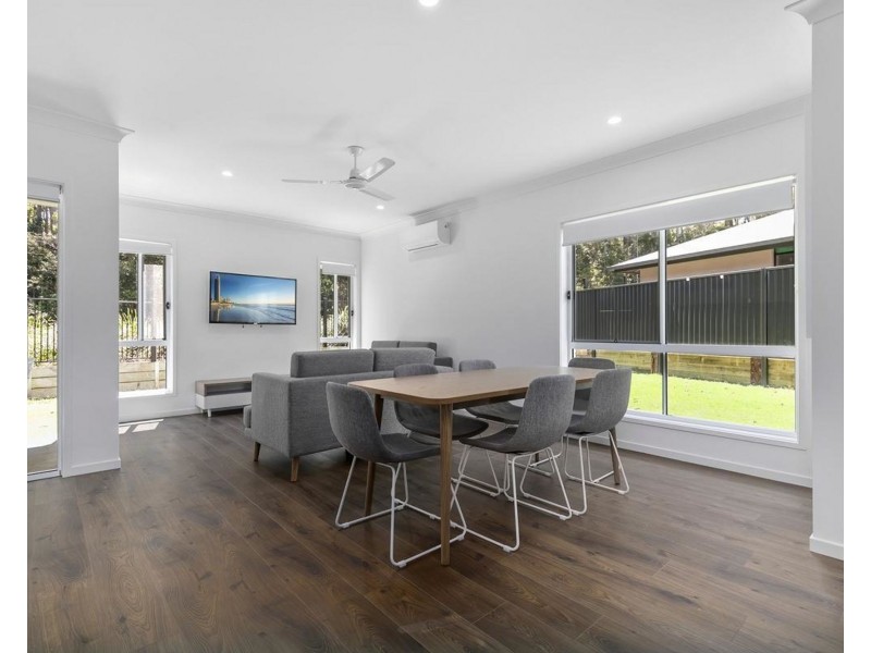 Palm Forest Circuit, Forest Glen QLD 4556