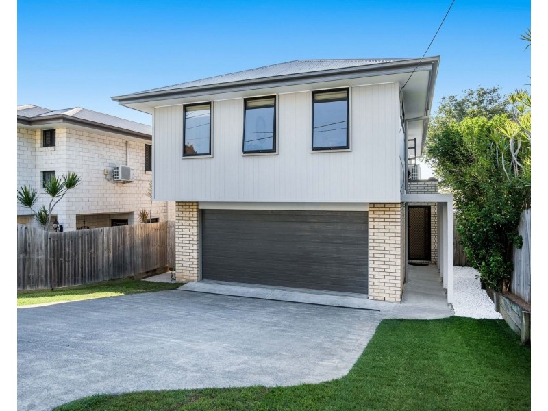 35 Curve Avenue, Wynnum QLD 4178