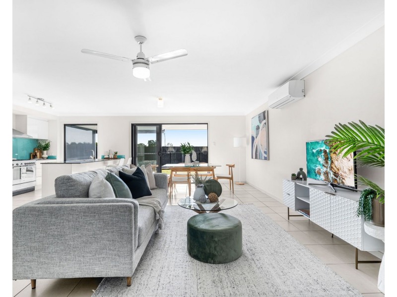 35 Curve Avenue, Wynnum QLD 4178