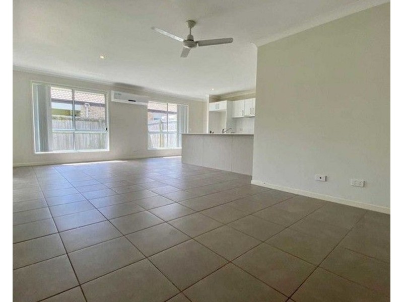 1/2 White Ash Court, Caboolture QLD 4510
