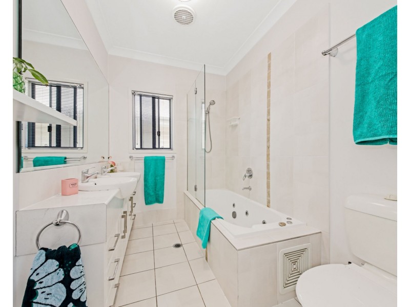 84 Boothby Street, Kedron QLD 4031