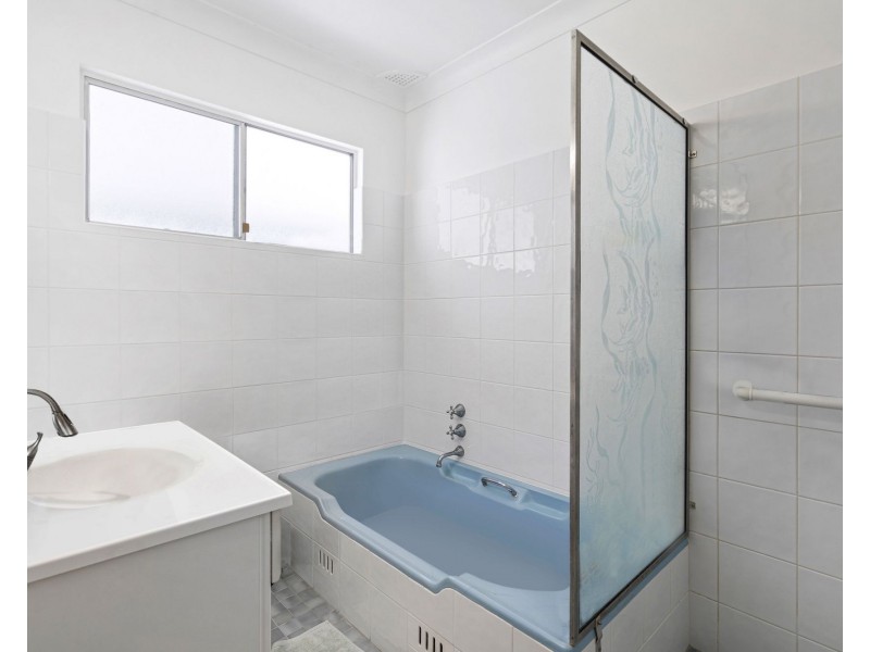 25 Jones Avenue,, Toukley NSW 2263