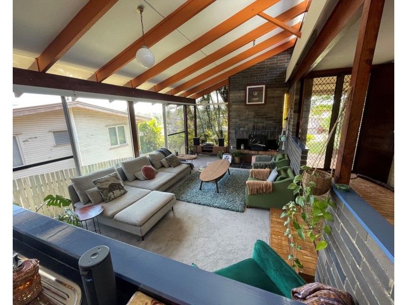 10 Violet Street, Everton Hills QLD 4053